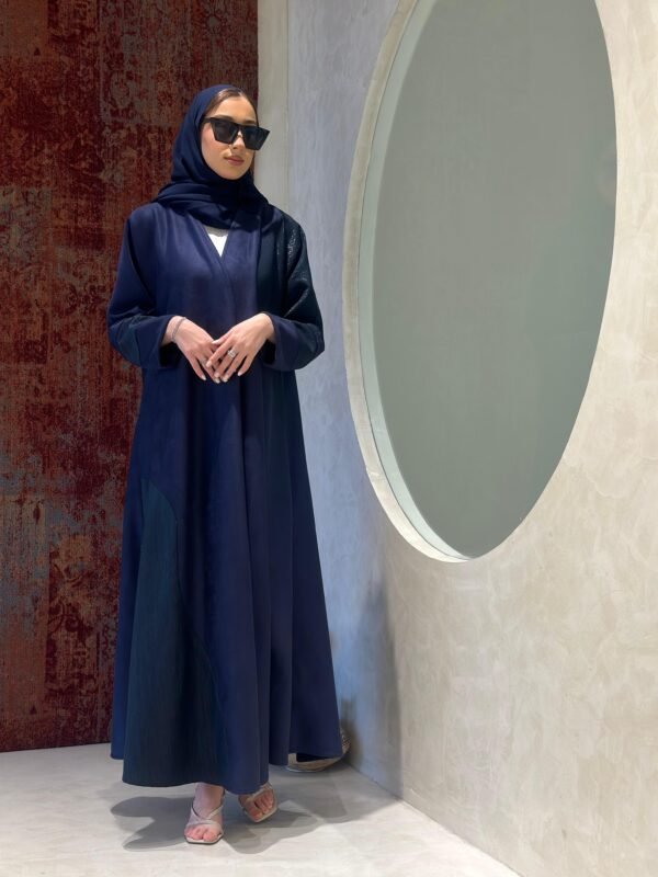 029 Winter Abaya - Image 2
