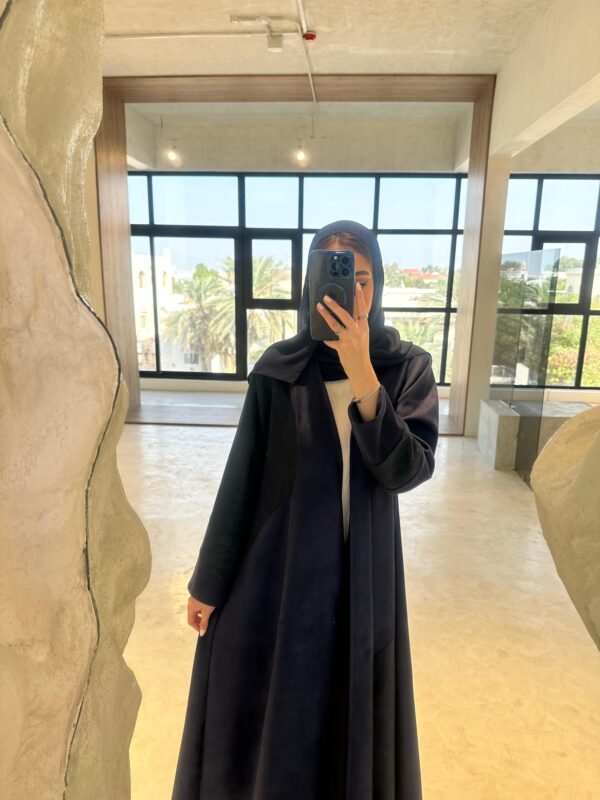 029 Winter Abaya - Image 3
