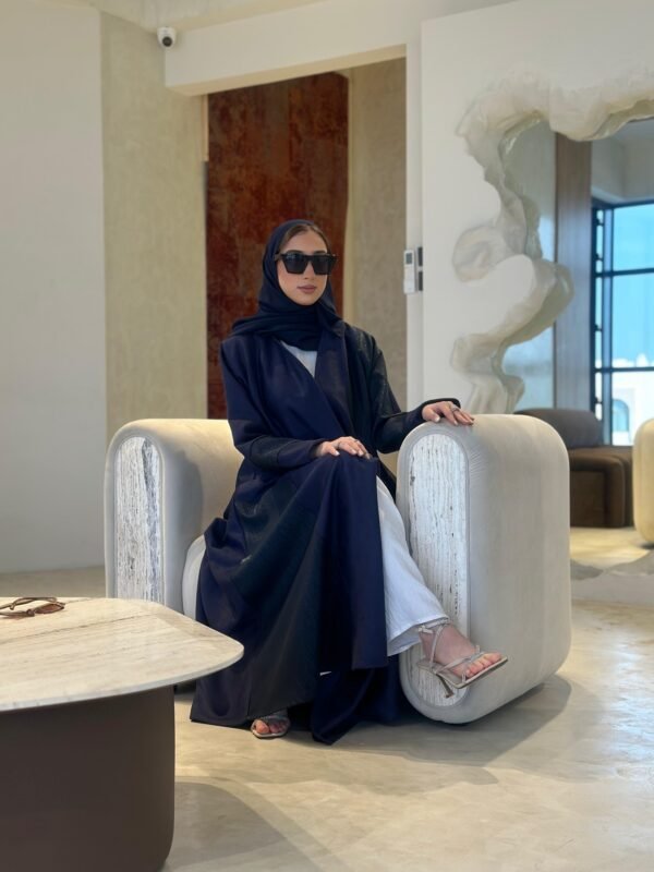 029 Winter Abaya - Image 8