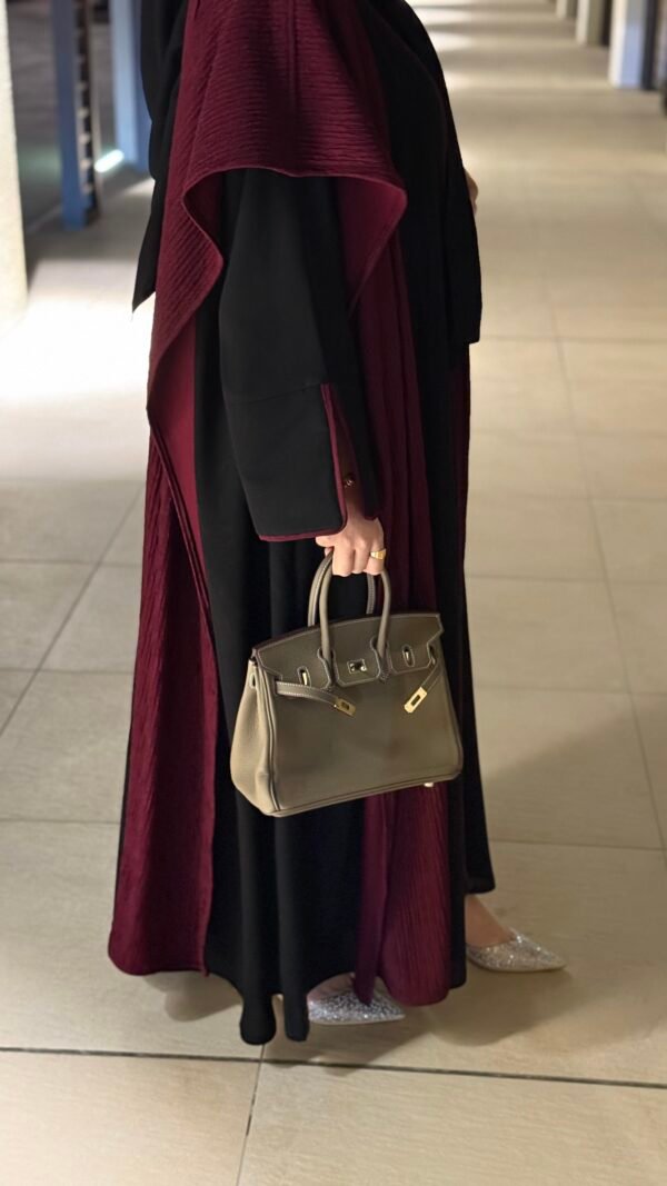 106 Winter Abaya - Image 4